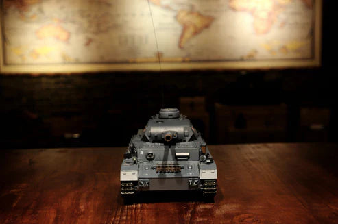 Heng Long® 1/16 RC Battle Tank Panzer IV F2 Type – Upgrade Edition – Metal Gearbox, Infrared Battle & Real Sound Effects