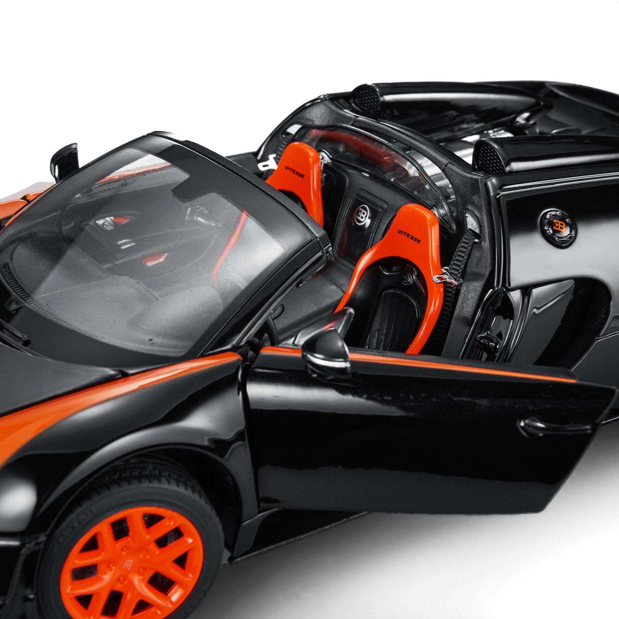 【DIECAST】Rastar 1/18 Scale Model 43900 - Bugatti Veyron 16.4 Grand Sport Vitesse - Black - Voltz Toys