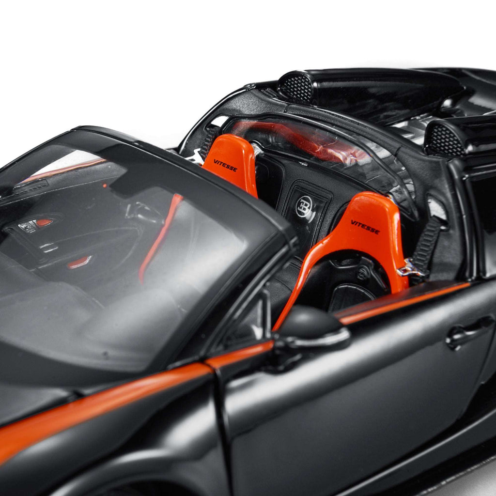 【DIECAST】Rastar 1/18 Scale Model 43900 - Bugatti Veyron 16.4 Grand Sport Vitesse - Black - Voltz Toys
